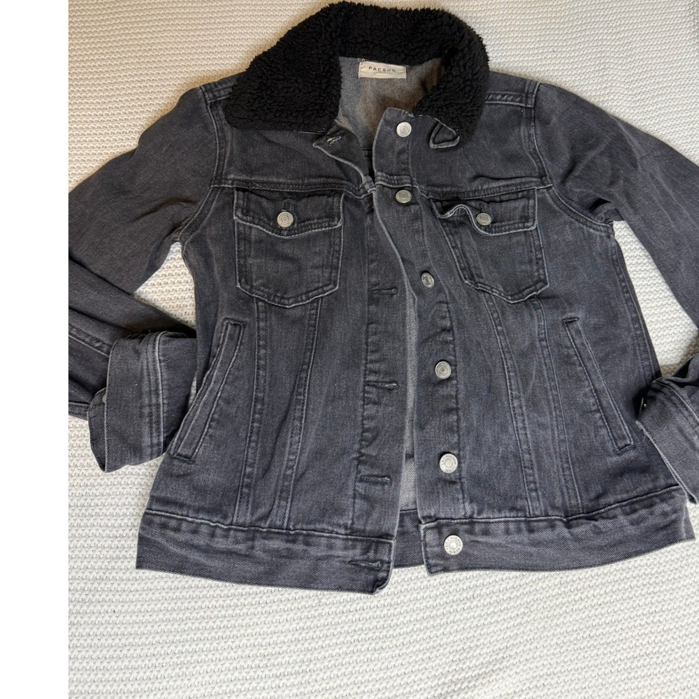 PacSun Black Denim Trucker Jacket Faux Shearling Collar Faded Wash